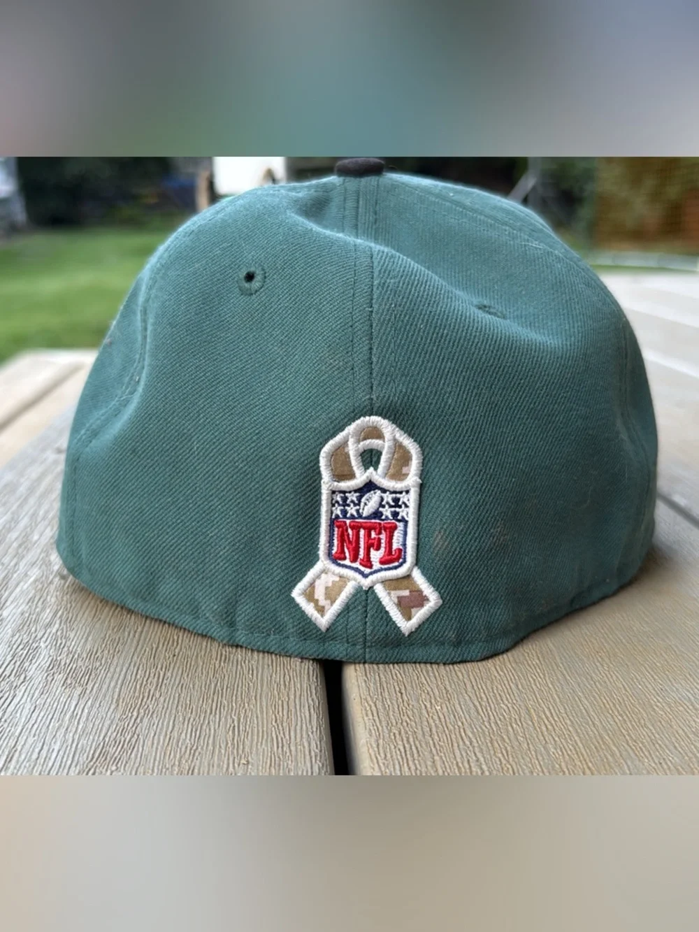 Philadelphia Eagles Green and Camouflage New Era size 7 Fitted Hat